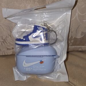 Nike Blue Earbud Headphones Case with Keychain